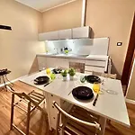 Zar 8 Appartement Triëst